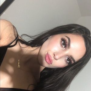 Meet your Posher, Destiny